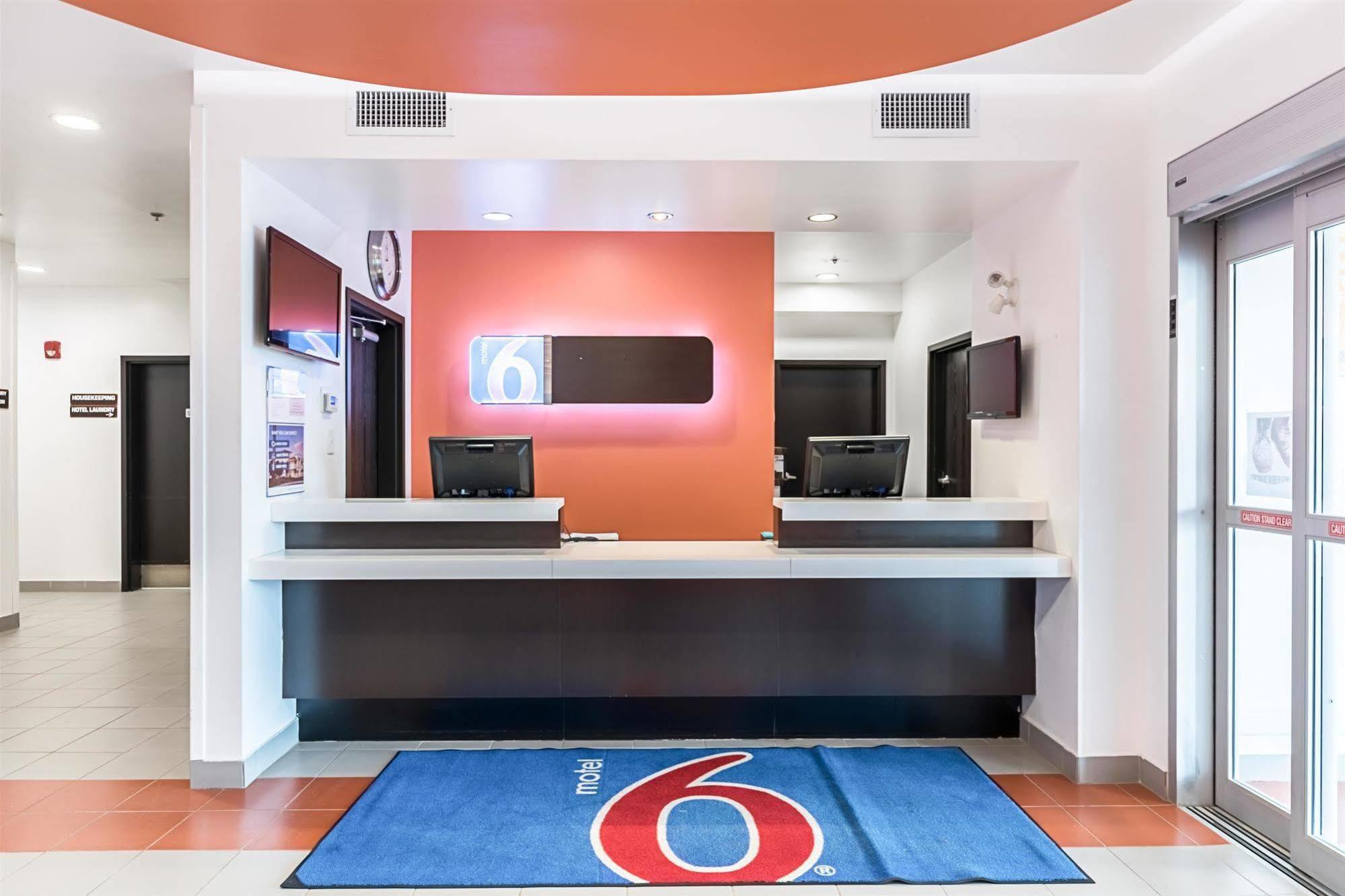 Motel 6-Moosomin, Sk Luaran gambar