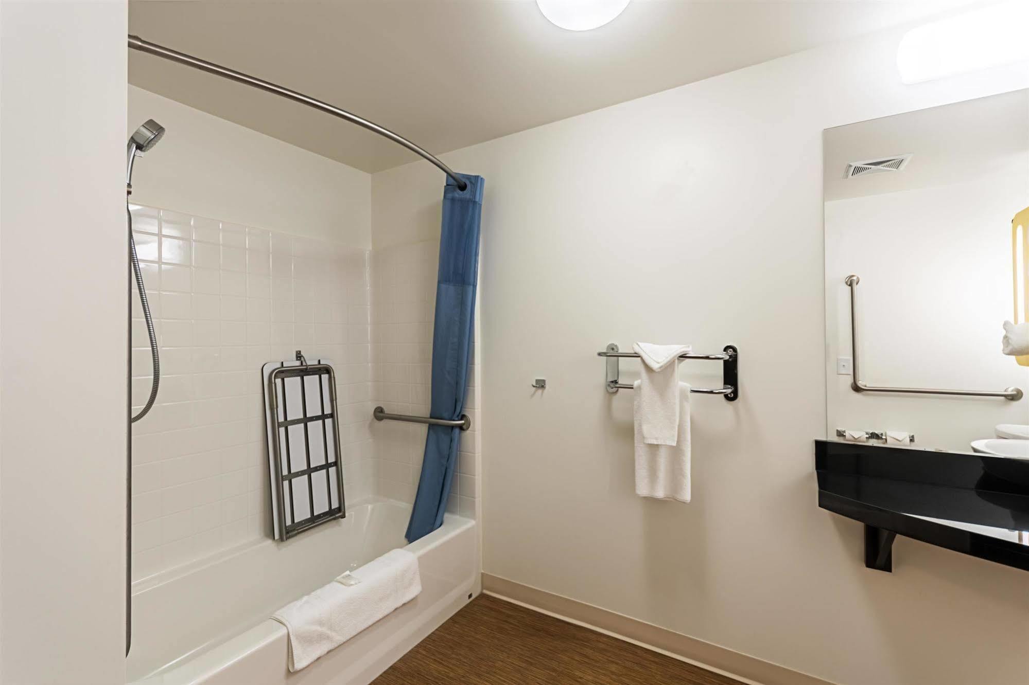 Motel 6-Moosomin, Sk Luaran gambar