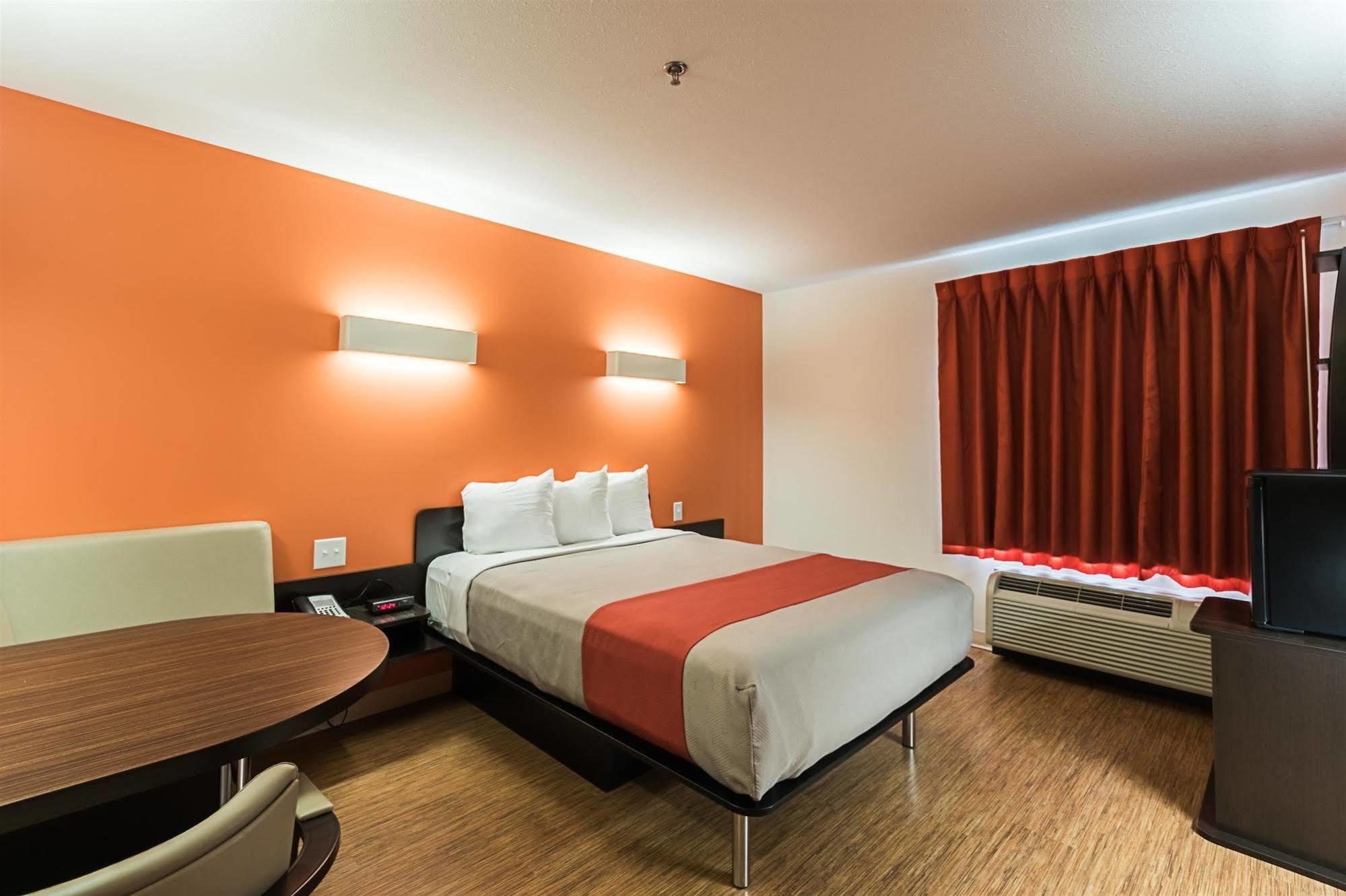 Motel 6-Moosomin, Sk Luaran gambar
